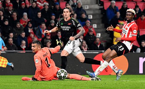 PSV Eindhoven gegen Arsenal