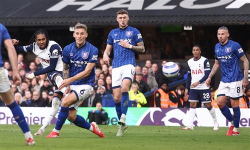 Ipswich Town gegen Tottenham Hotspur