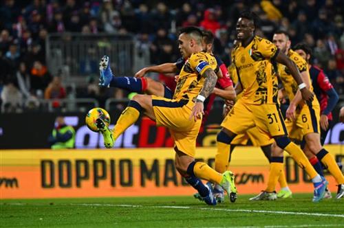 Cagliari gegen Inter Mailand