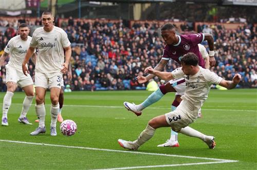 Burnley gegen Nottingham Forest