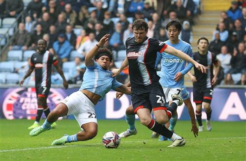 Coventry City gegen Luton Town