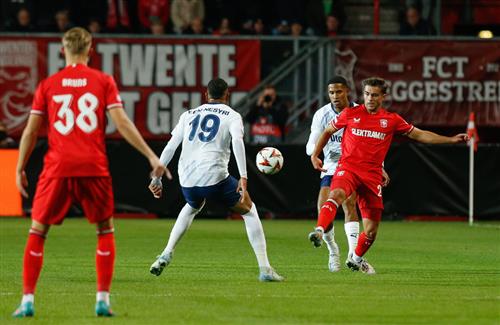 Twente gegen Fenerbahce