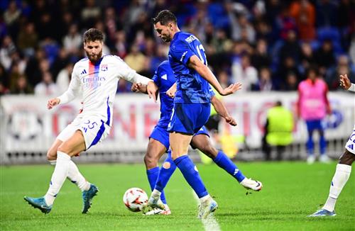 Lyon gegen Olympiacos