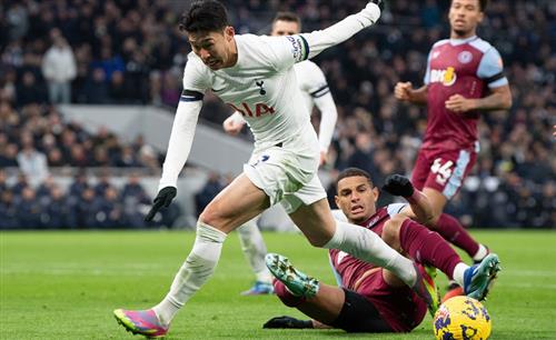 Aston Villa gegen Tottenham Hotspur