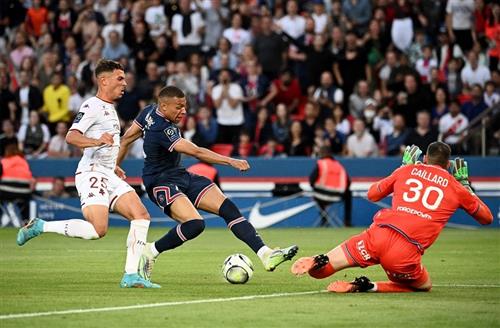 Paris Saint-Germain gegen Metz