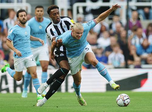 Manchester City gegen Newcastle United