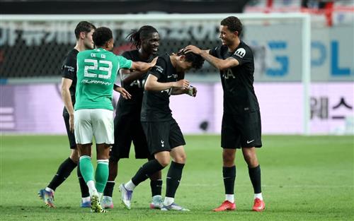 Newcastle United gegen Tottenham Hotspur