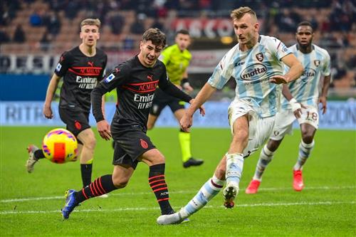 AC Mailand gegen Salernitana