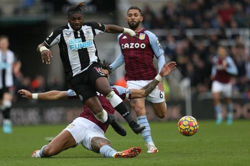 Newcastle gegen Aston Villa