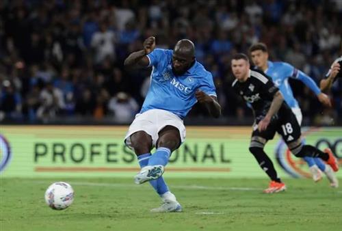 Napoli gegen Como