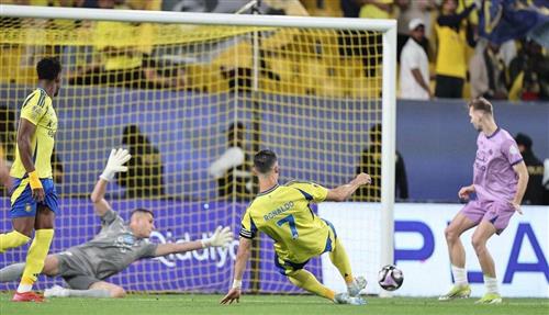 Al Nasr gegen Holoud