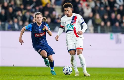 Briochin-Stadion gegen Paris Saint-Germain