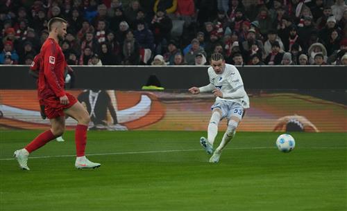 Kiel Holstein gegen TSG Hoffenheim