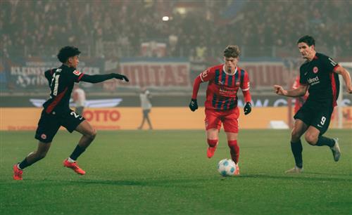 Heidenheim gegen Eintracht Frankfurt