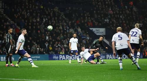 North Preston gegen Arsenal