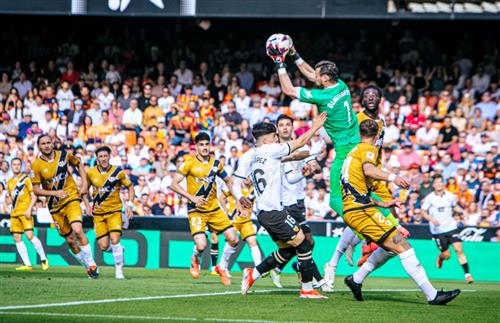 Valencia gegen Rayo Vallecano
