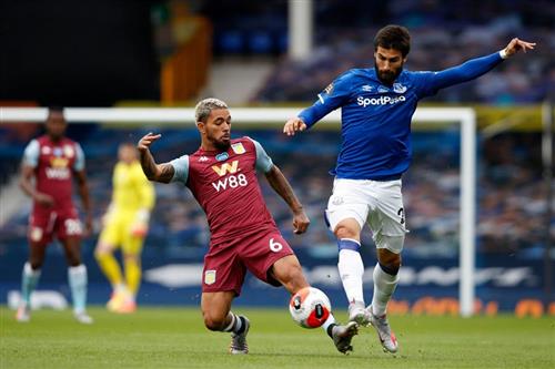 Aston Villa gegen Everton