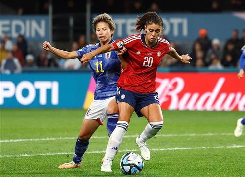 Japanische Frauenfußballmannschaft gegen Costa Ricas Frauenfußballmannschaft