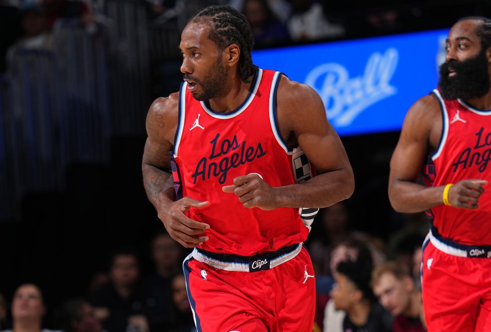 Shams: Leonard wird noch ein paar Spiele verpassen und die Clippers glauben, dass er so schnell wie möglich auf den Platz zurückkehren wird