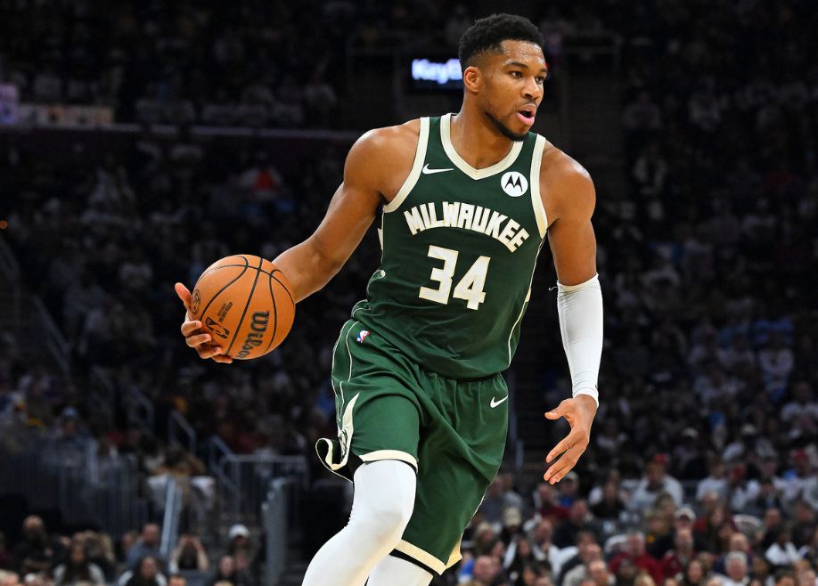 Antetokounmpo hatte zur Halbzeit 0 Assists und die Bucks erzielten in den letzten 8 Minuten des zweiten Viertels keine sportlichen Tore.