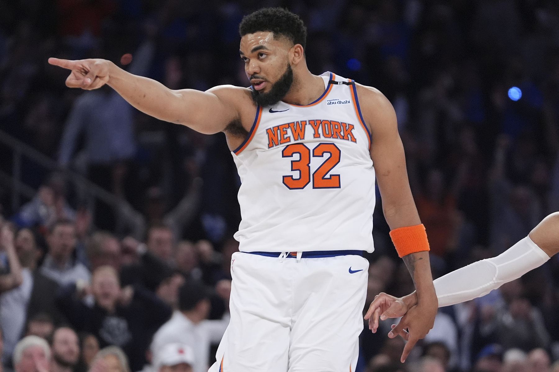 31 Punkte in der ersten Halbzeit! Towns: Ich habe meine Leistung in der zweiten Halbzeit nicht übertrieben und wollte nicht verlieren, nur um 60 Punkte zu holen.