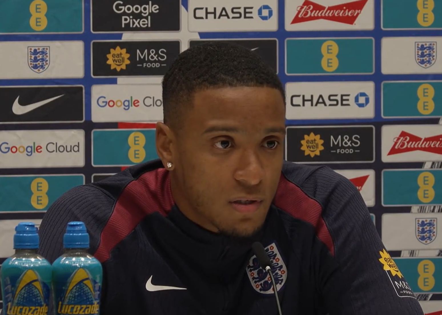 Konsa: Emery bedeutet mir sehr viel, ich mag die Strategie des Innenverteidigers, der die Angriffsorganisation des Teams anführt