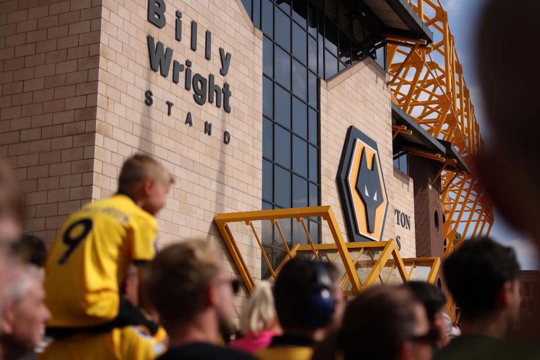 Die Premier League hat einen erheblichen Beitrag zum Wirtschaftswachstum Großbritanniens geleistet und in der Saison 23/24 einen Umsatz von 9,8 Milliarden Pfund erwirtschaftet.