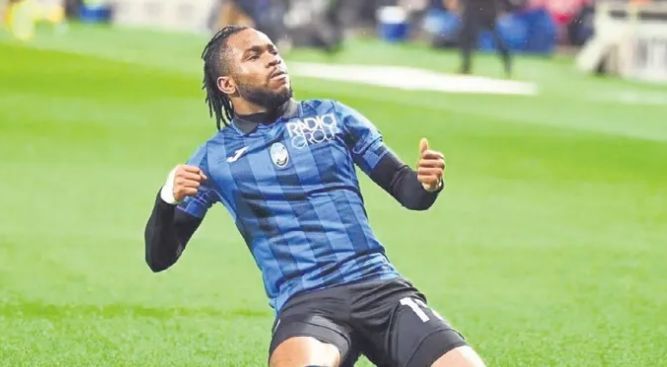 Türkische Medien: Galatasaray will 40 Millionen Euro für Lookman holen, Osimhen fungiert als Lobbyist